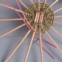 Как плести корзину из лозы Как плести корзину из лозы