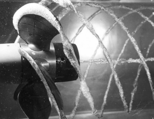 Почему разрушается гребной винт корабля (кавитация) Почему разрушается гребной винт корабля (кавитация)