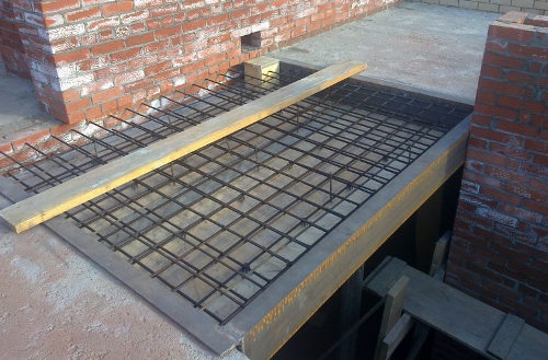 Подвал в жилом доме Подвал в жилом доме